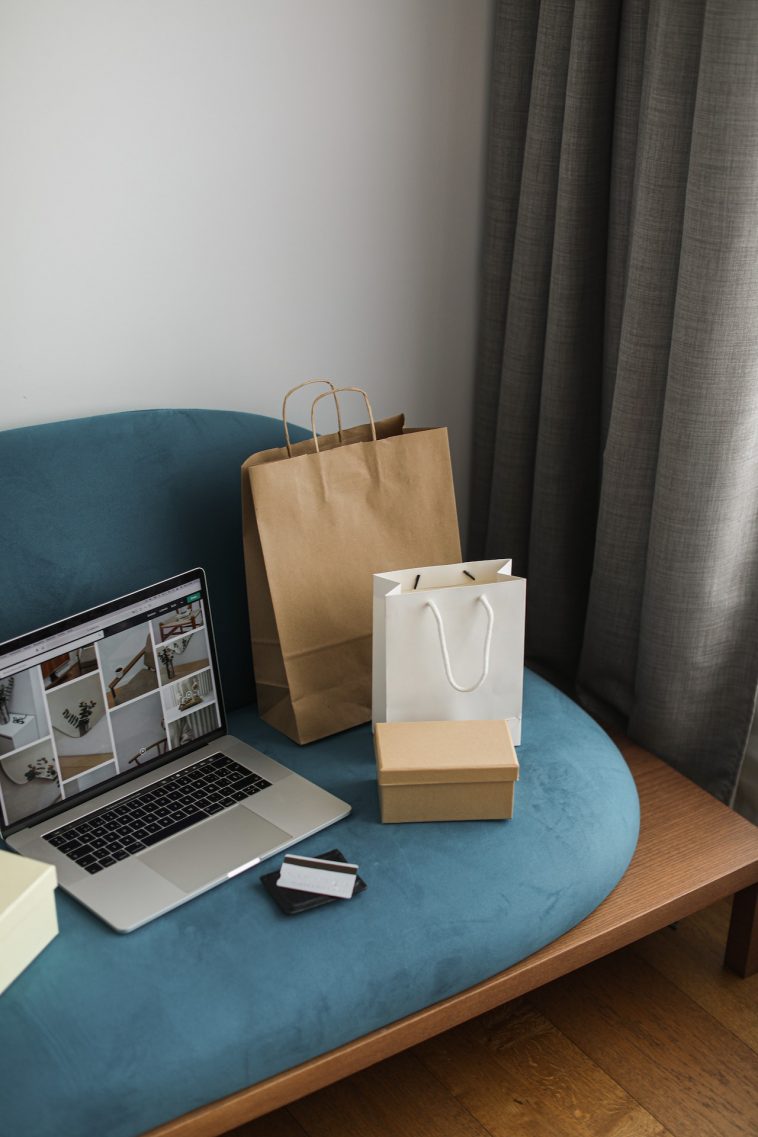 pexels cup of couple 6956905