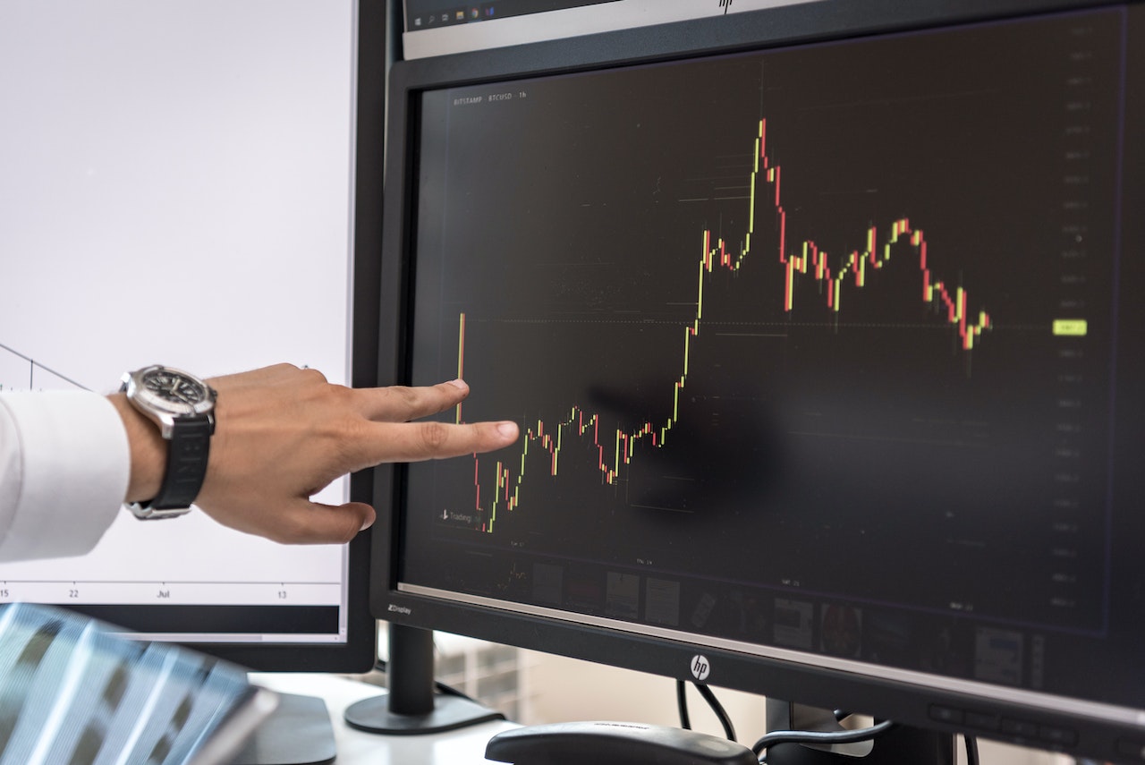 Previsione dei prezzi di BUSD (Binance USD) 2024-2030: è un buon investimento?
