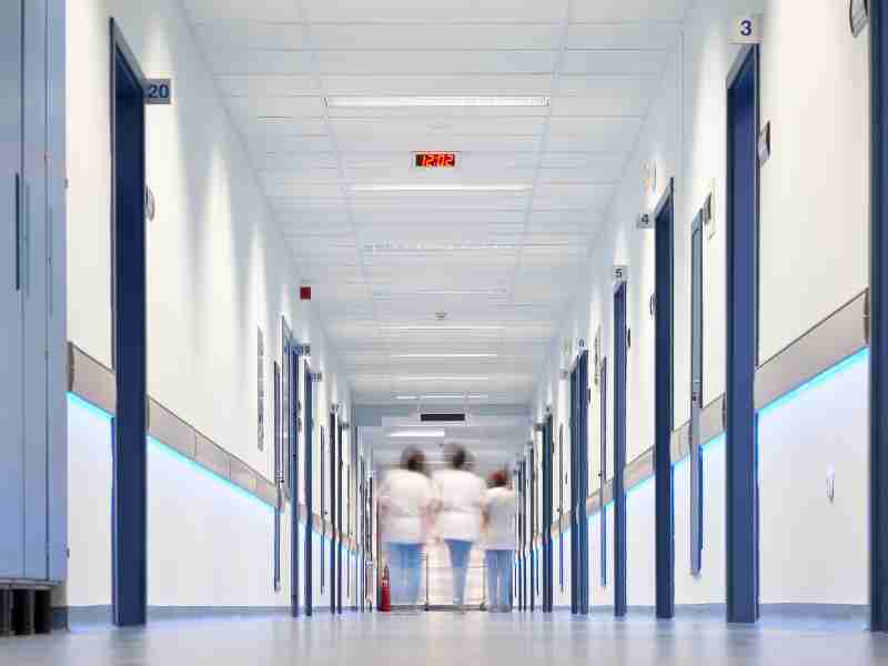 Come posso fare per denunciare ospedale