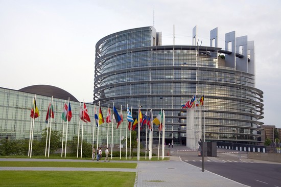 Tirocini NATO 2024: Stage Retribuiti da 1.200 Euro