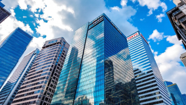 Grafico della Borsa di Tokyo in crescita con titoli elettronici