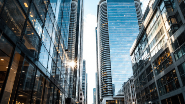 Logo QuattroR MidCap con grafica aziendale italiana