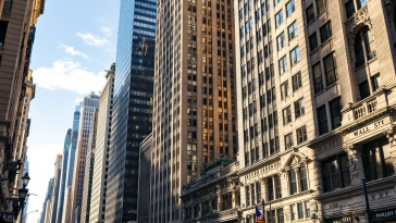 Grafico di Wall Street in ripresa dopo sell-off tecnologico