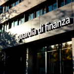 Visita ufficiale al comando della Guardia di Finanza a Lecce