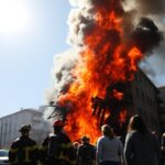 incendio a roma centinaia di evacuati e danni ingenti 1761211116